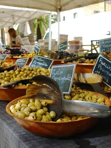 Mediterranes Flair auf Sardinien und Korsika
