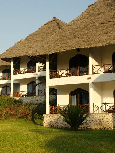 Tansania - Badeverlängerung im Bluebay Beach Resort & Spa auf Sansibar